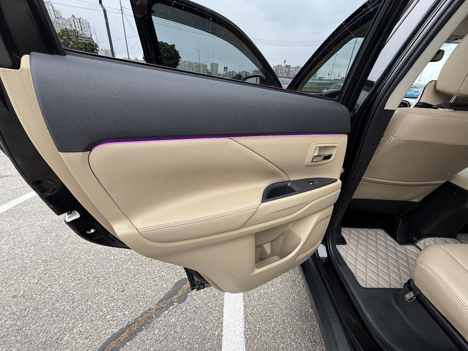 Продам сімейне авто