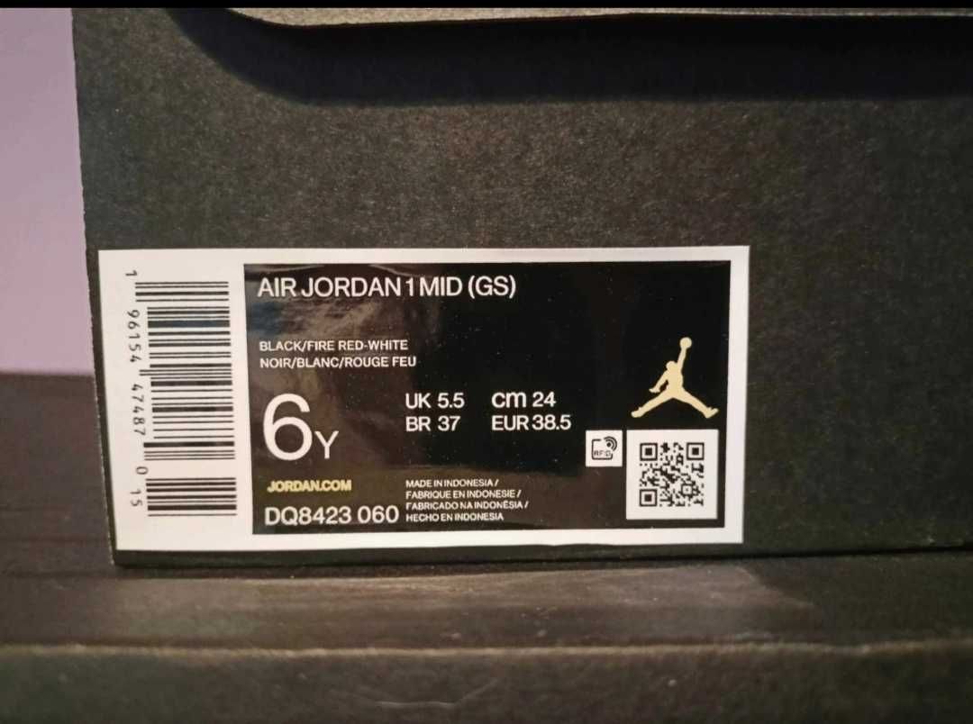 Nike Air Jordan Alternate