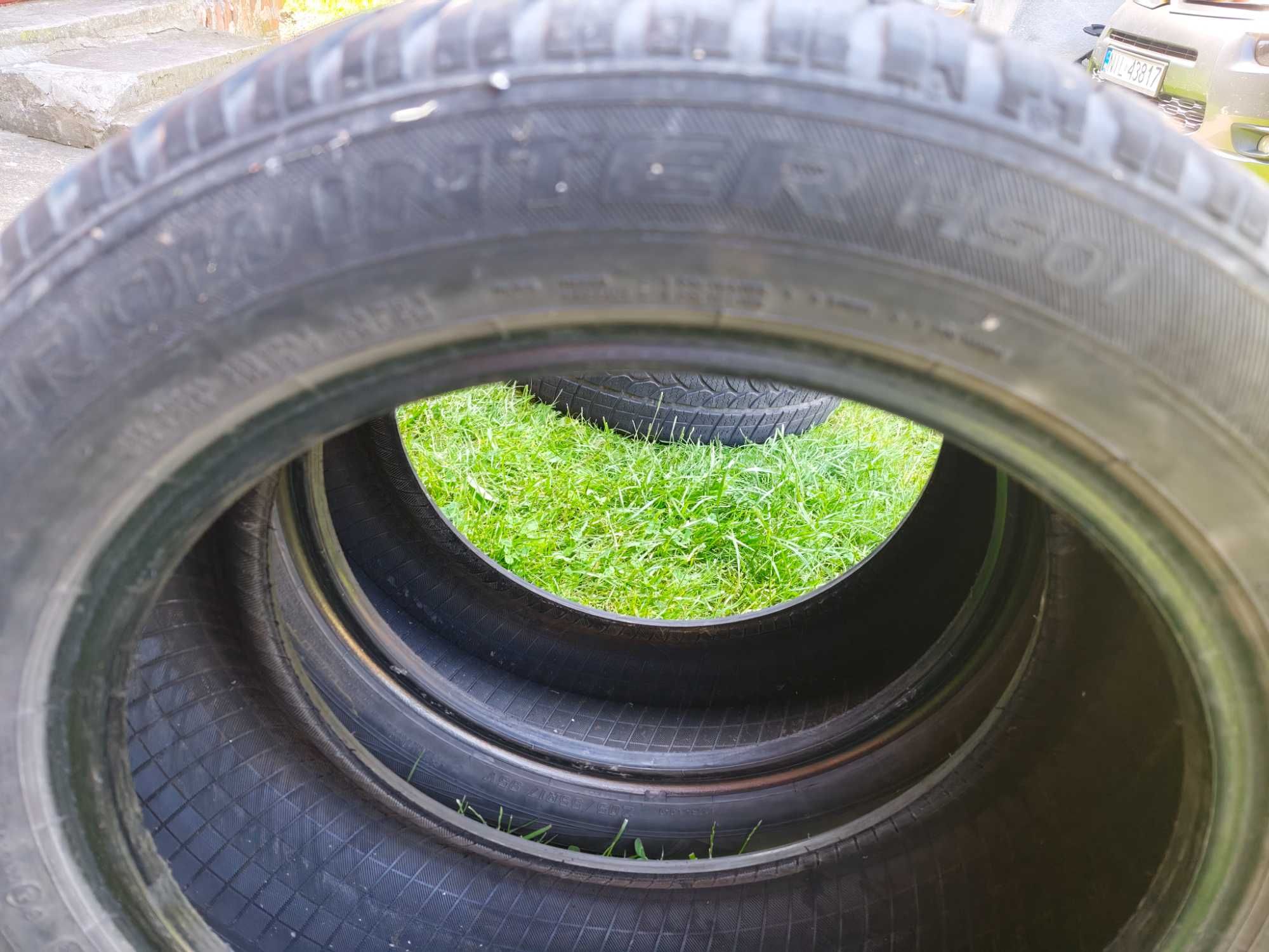 2 x opony Falken EuroWinter HS01 - 205/55R17