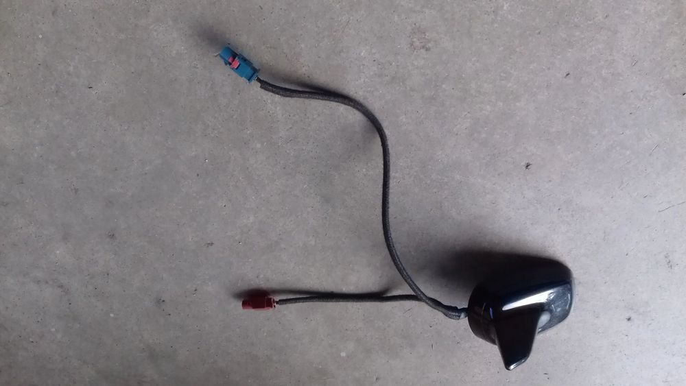 antena dachowa 4F9035503B A6 C6 kombi LY9B