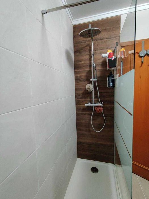 Farto do Barulho? Vende-se Sossego (com Casa T2 Incluída) em Azeitão!