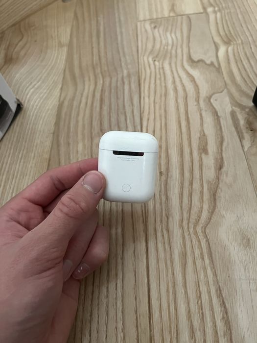 Оригінальний кейс для air pods