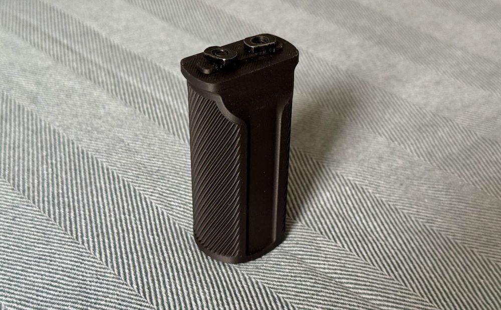 Handstop chwyt przedni AR-15,PCC,AR MlOK różne kolory