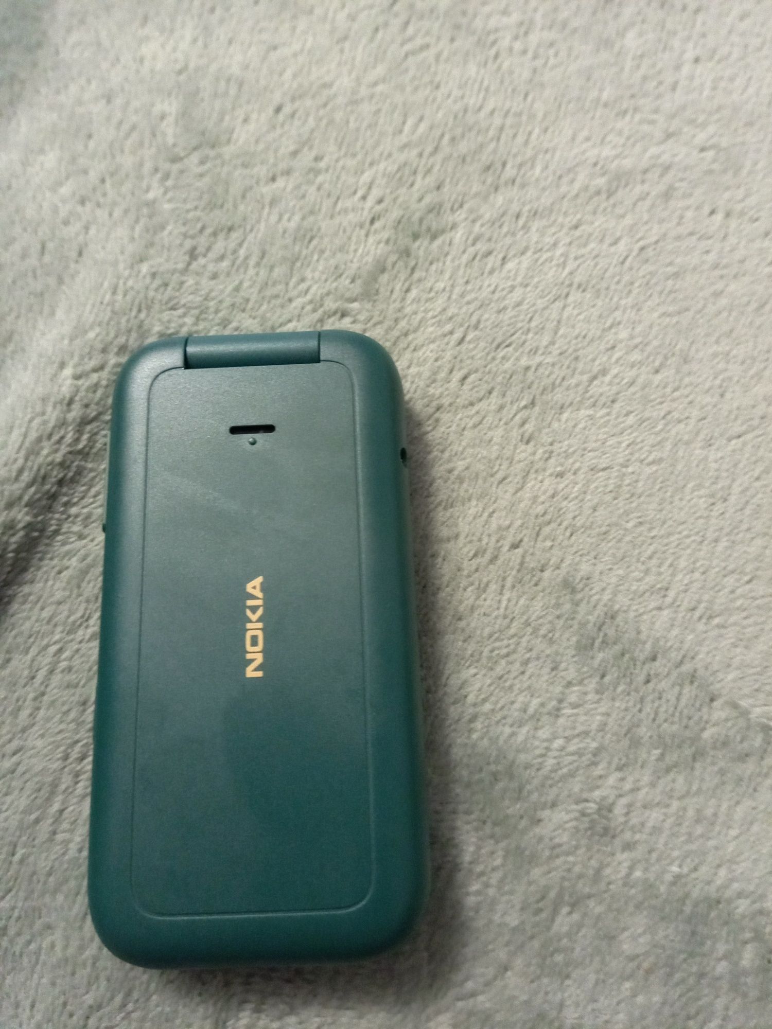 Telefon nokia flip 2660