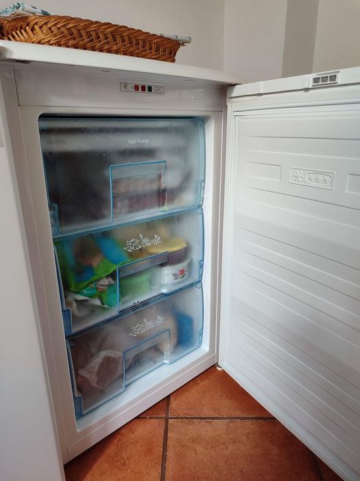 Arca frigorífica Beko vertical