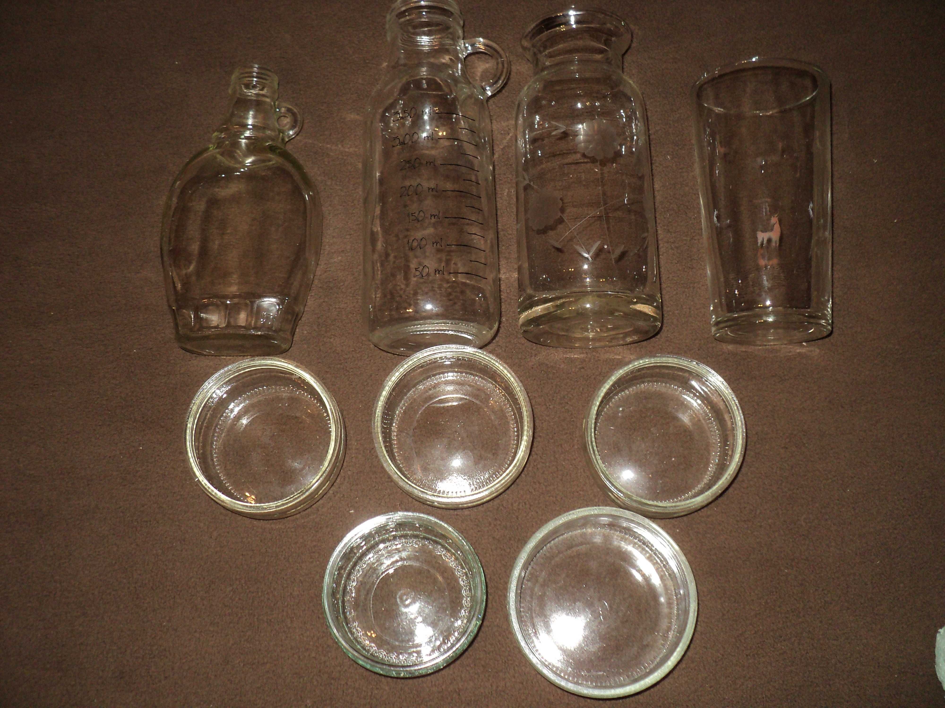 Kilka szklanych pojemników 8 szt. w tym: kokilki, flakon i inne.