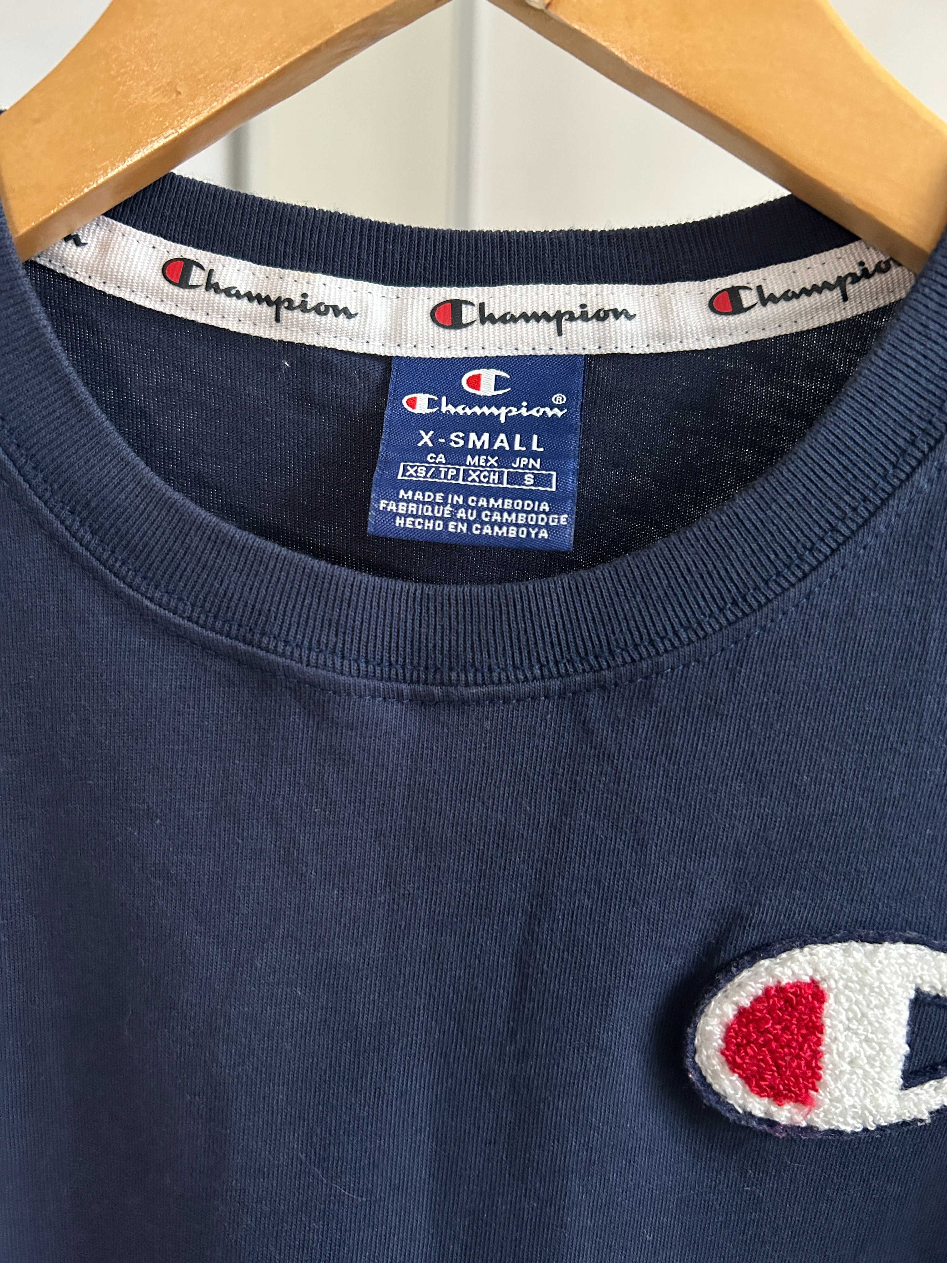granatowy t-shirt Champion XS 100% cotton