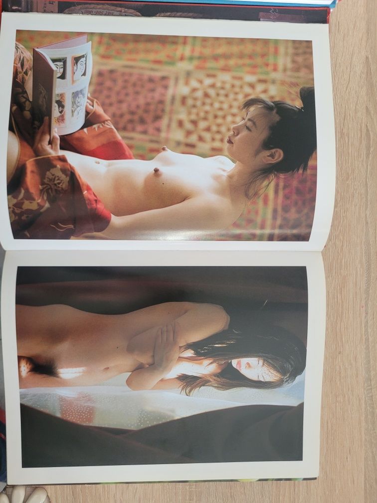 "Asian Ladies" Uwe Ommer - album ze zdjęciami