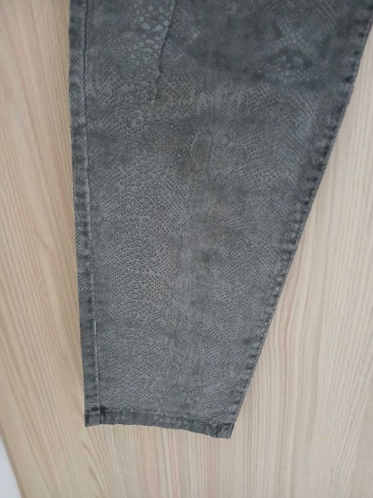 spodnie jeansy szare Zara M