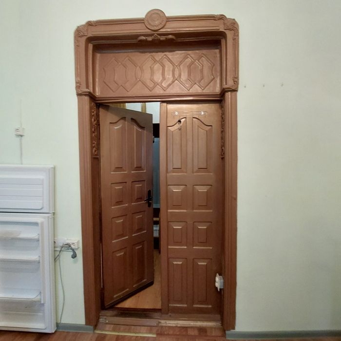 Сдам комнату в центре с одним соседом