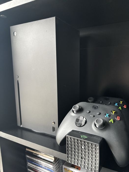 Xbox Series X dwa pady i akcesoria