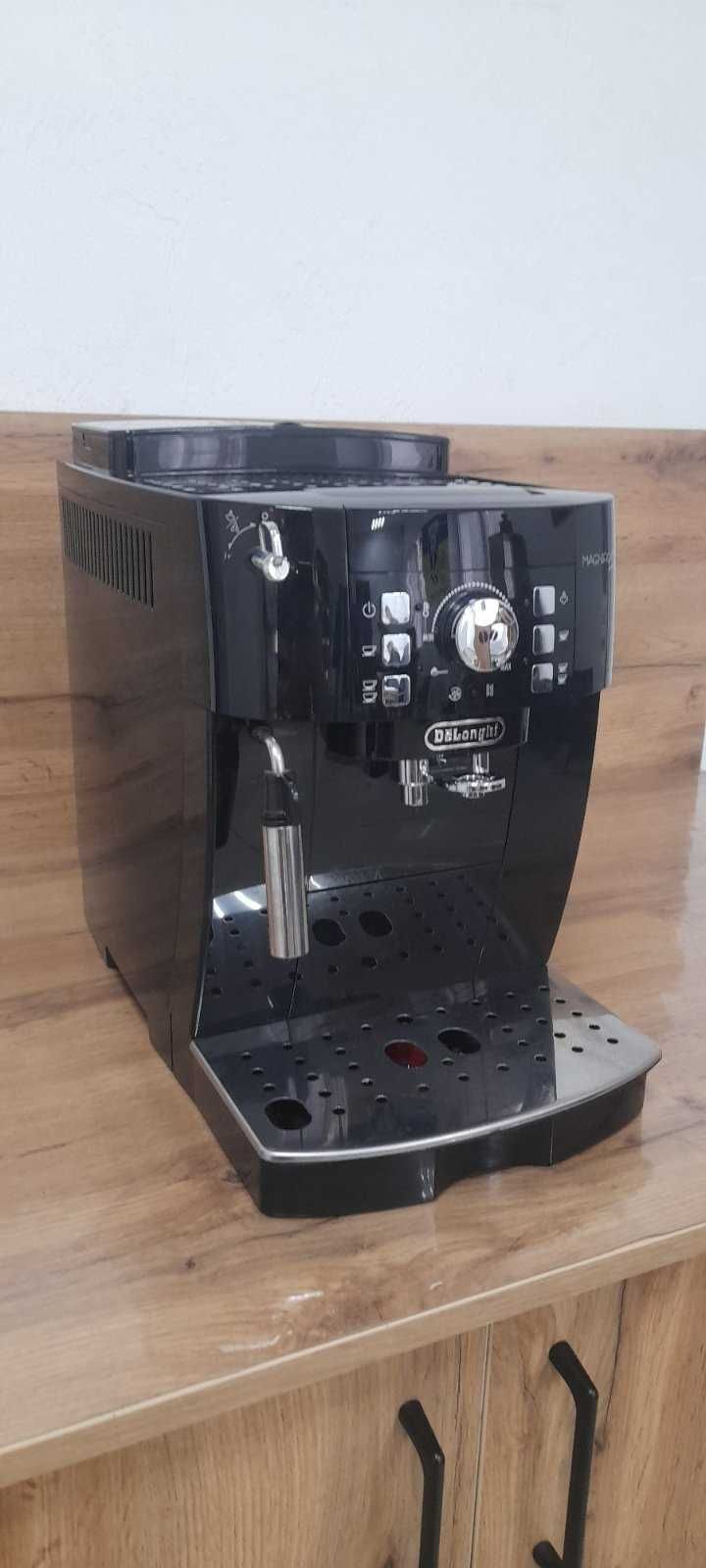 Delonghi Magnifica S Кавомашина