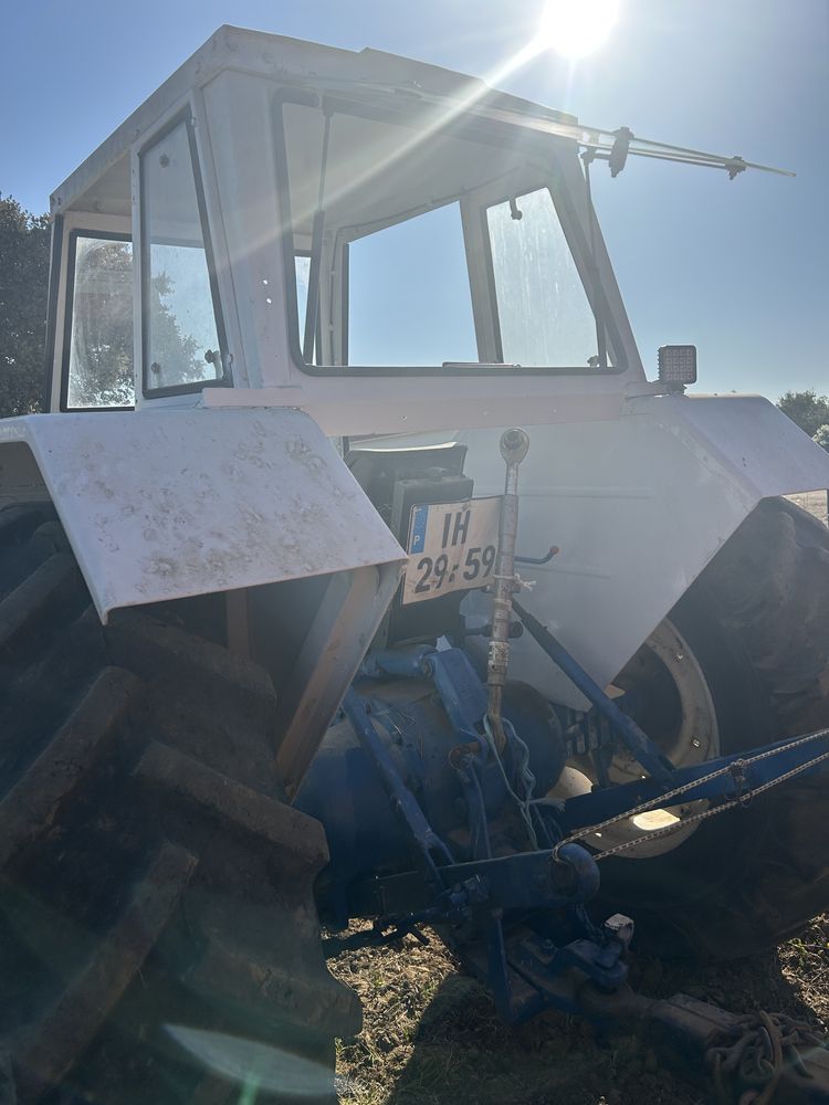 Tractor Ford 4000 de 60 cv