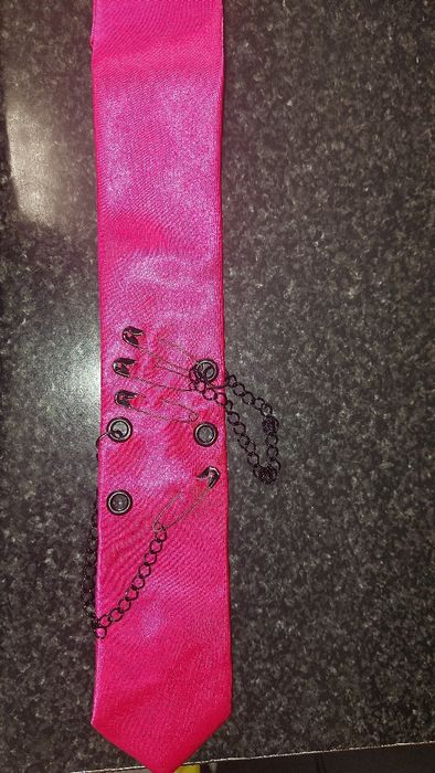 Gravata e luvas de carnaval