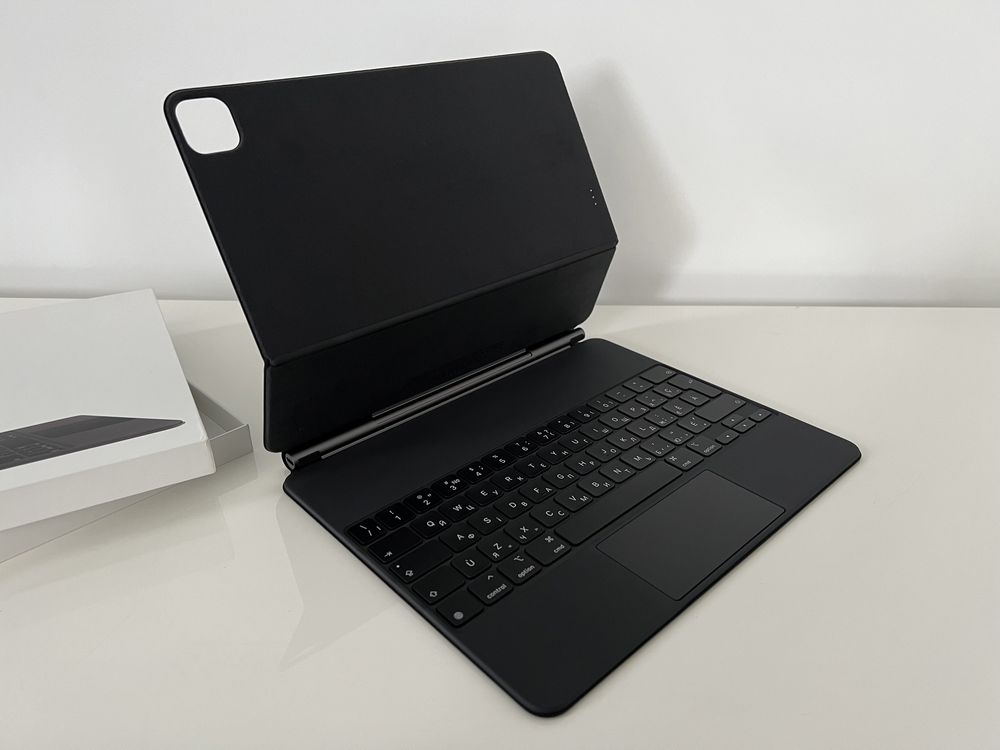 Apple Magic Keyboard (MJQK3) Black для iPad Air 13” iPad Pro 12,9”