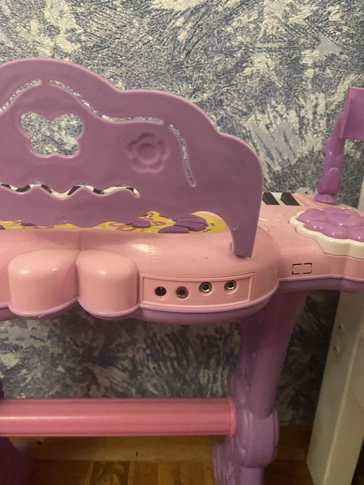 Продам детский синтезатор