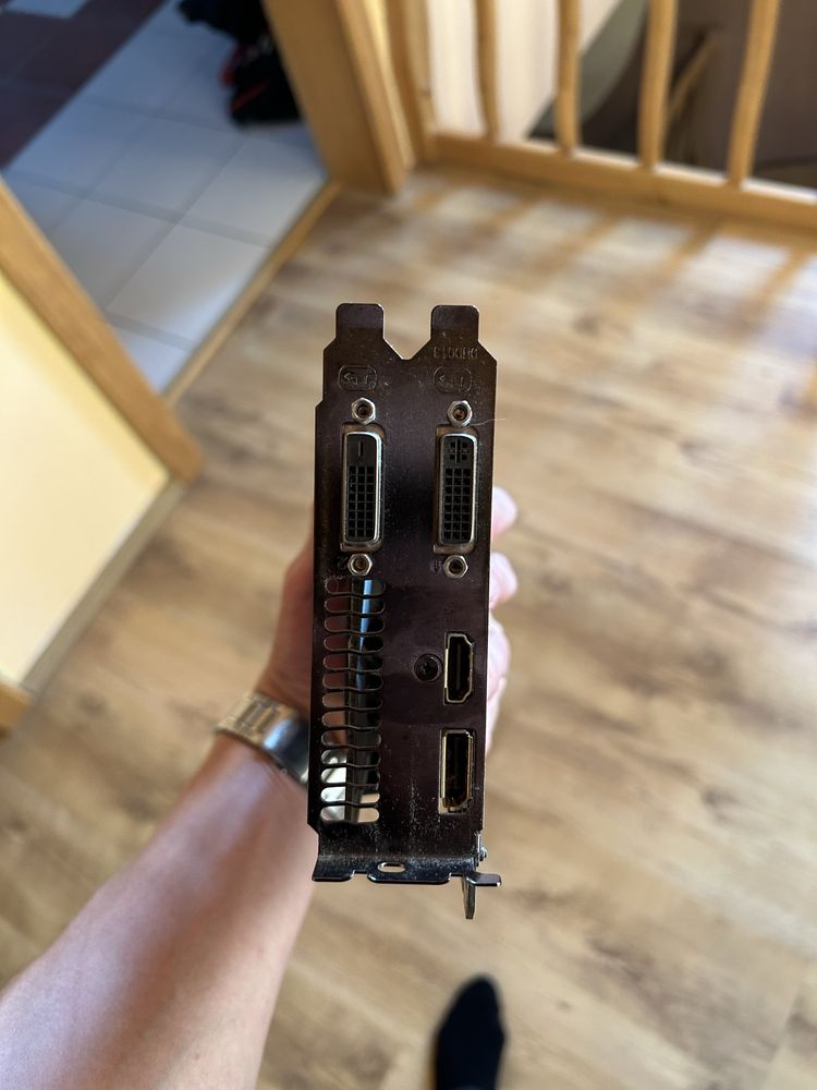Karta graficzna GTX 950 2gb GIGABYTE
