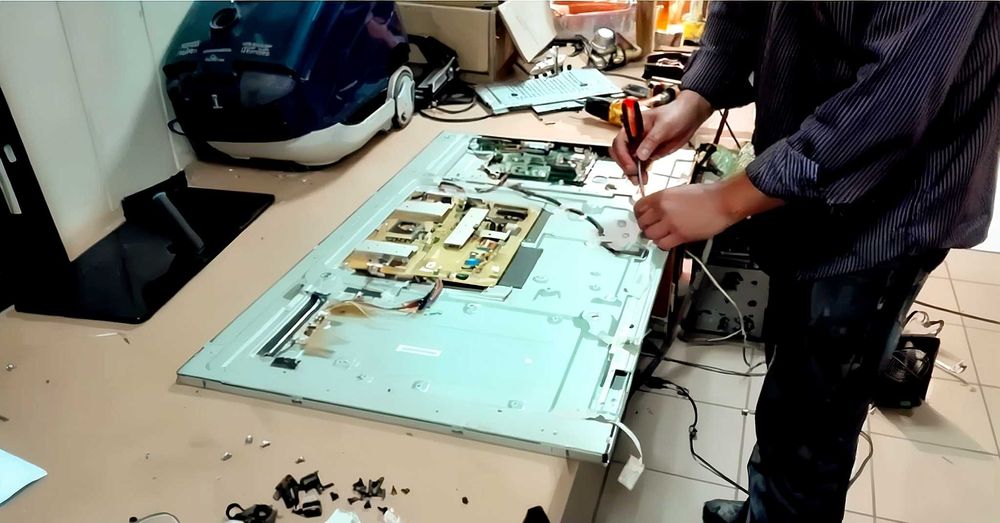 Ремонт комп'ютерів, ноутбуків, телевізорів, зарядних Екофлоу. Виїзд