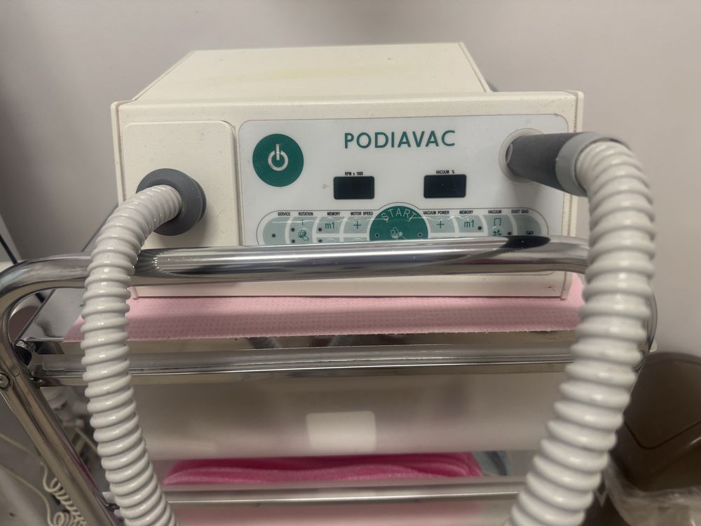 Sprzedam frezarke podologiczna z pochlaniaczem