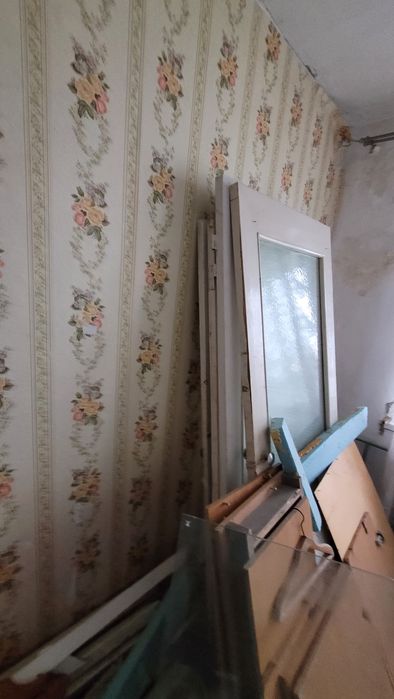 Отдам даром старые двери