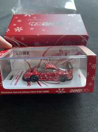 INNO64 Nie Hot Wheels Ferrari F40 LBWK Christmas Special Edition