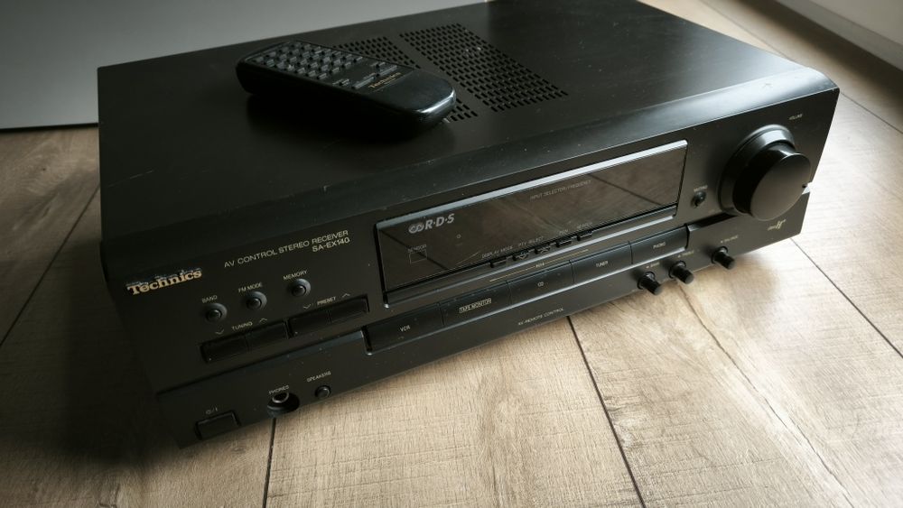 Amplituner Technics SA-EX140
