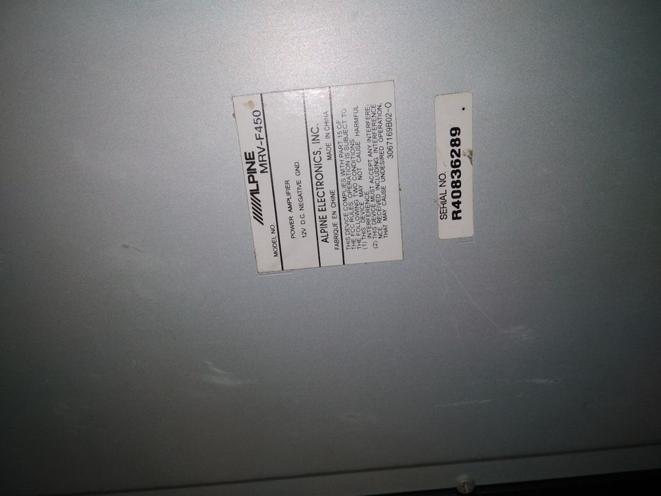 Amplificador Alpine MRV-F450 V12