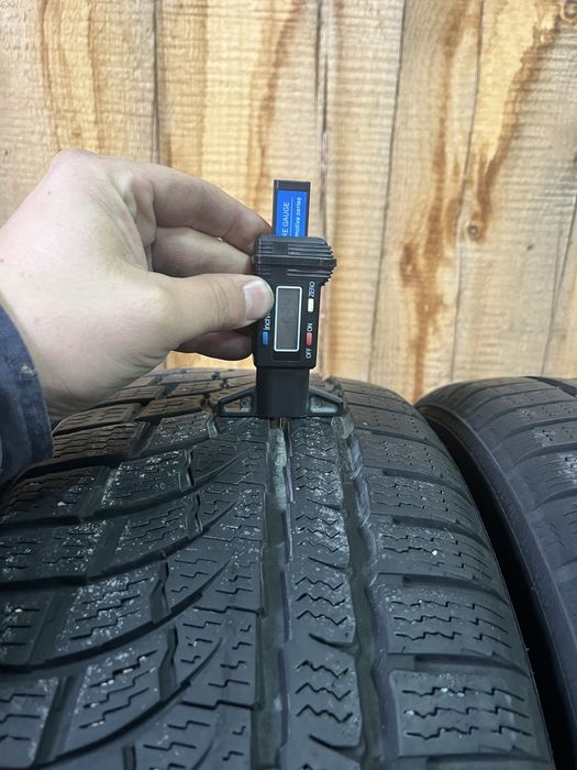 Шини 215 55 17 NOKIAN