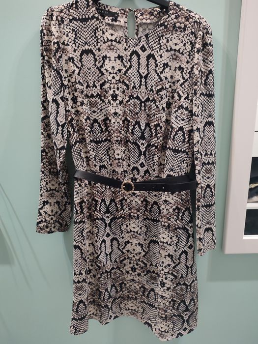 Sprzedam sukienke MOHITO