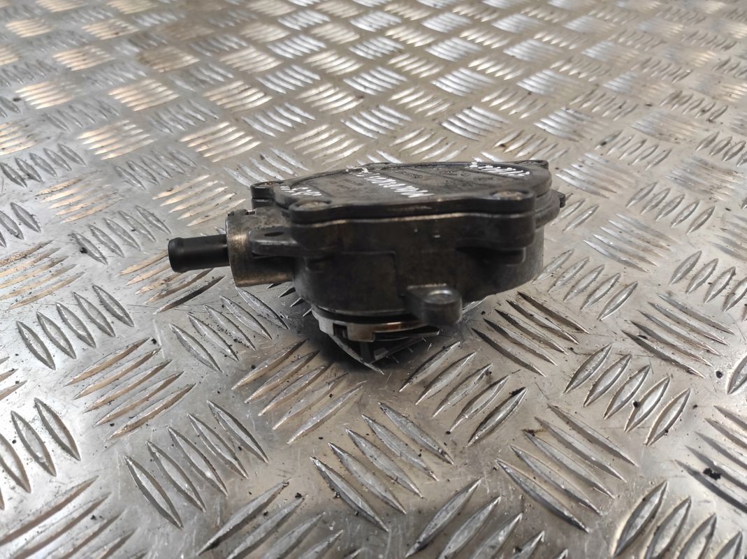 Pompa Podciśnienia Vacum Vakum Audi A6 C6/2.4 B V6/06ec Luk