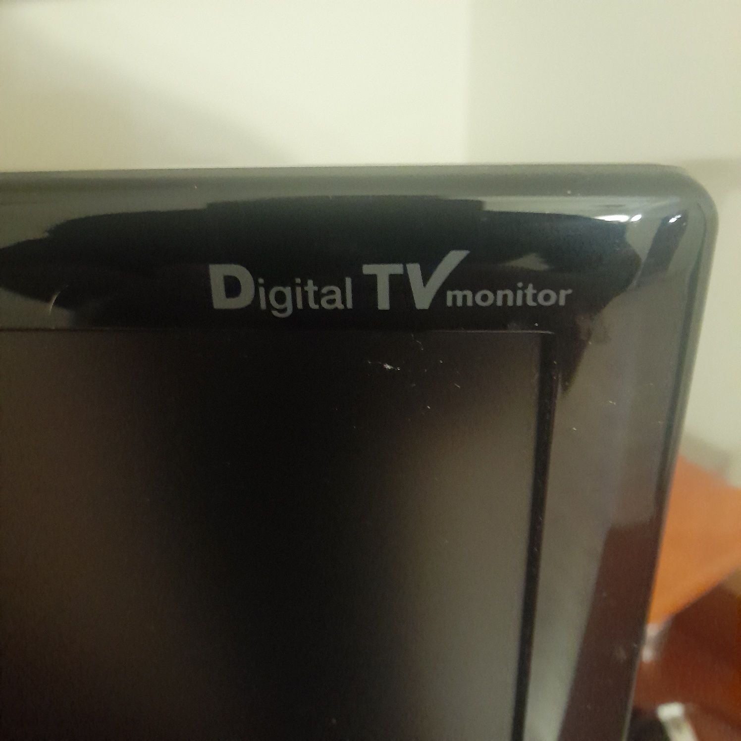 Monitor LG M2094D-PZ z wbudowanym tunerem TV