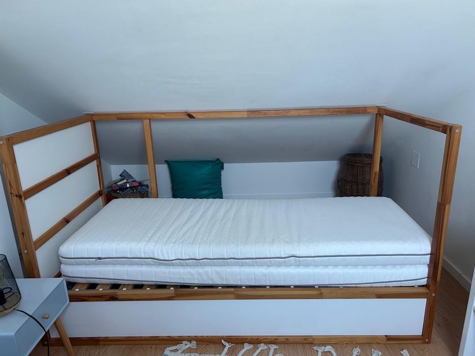 Cama Kura IKEA 90x200