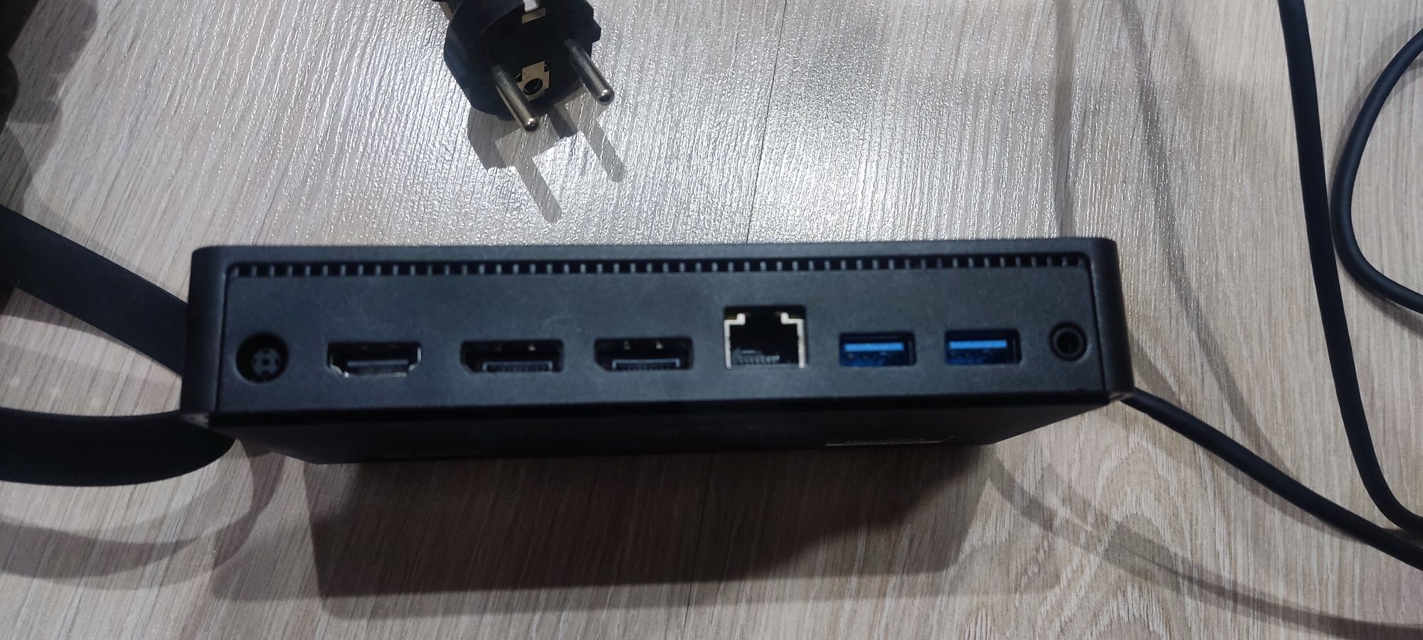 Stacja dokująca DELL D6000