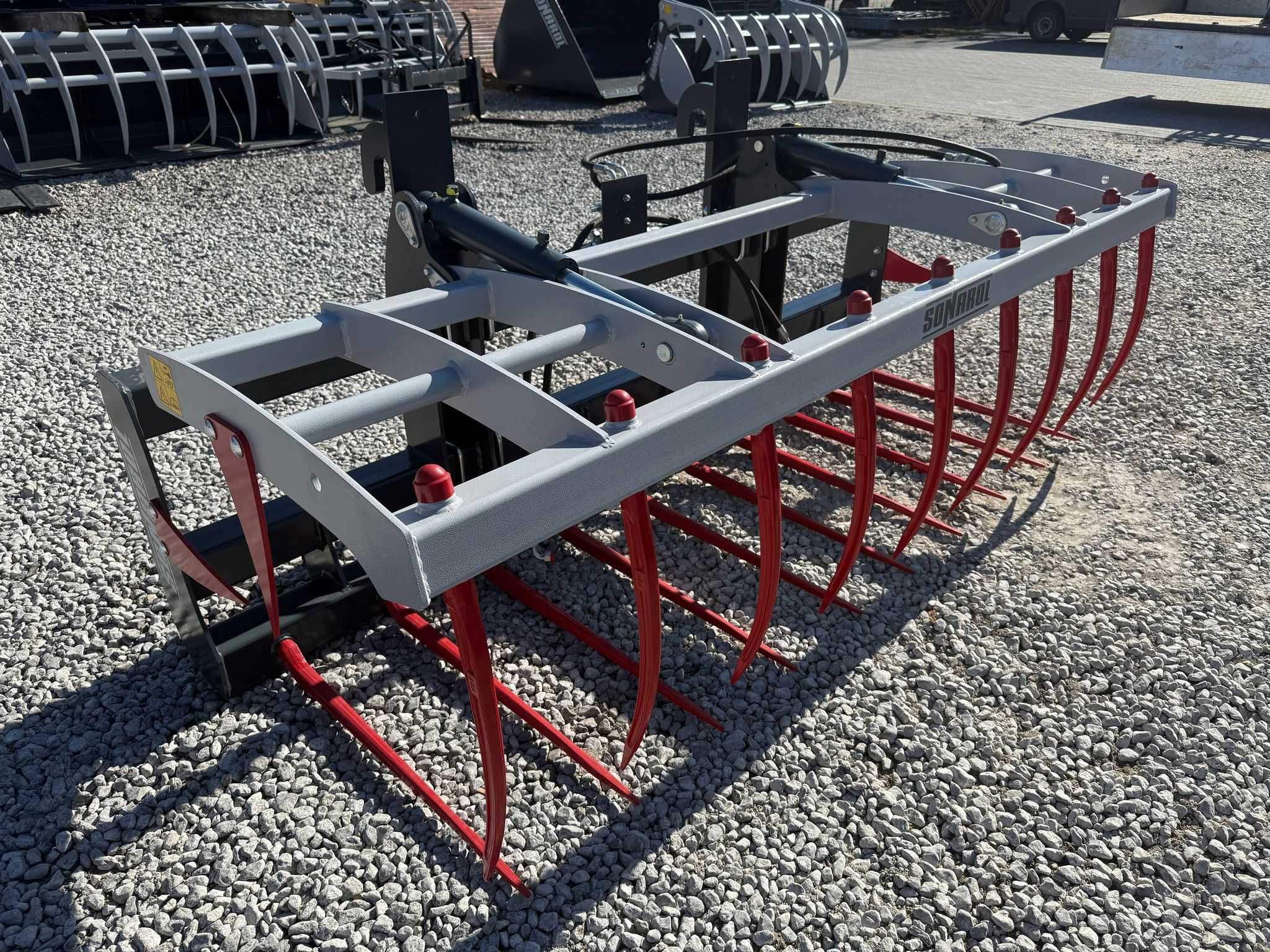 Krokodyl do 2,4m OD RĘKI JCB Manitou CAT SONAROL
