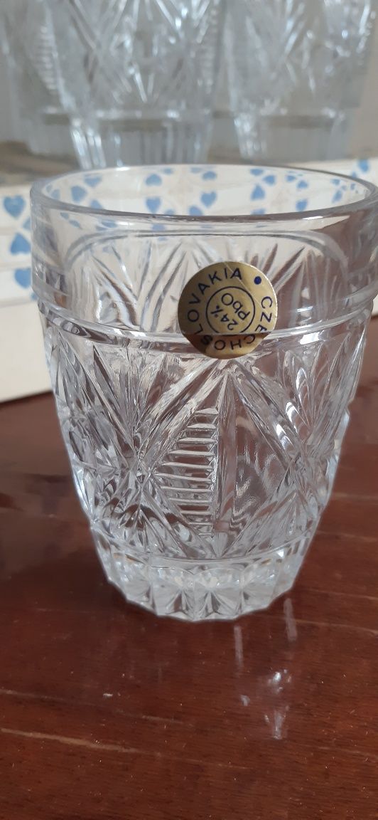 Продам чешский хрусталь