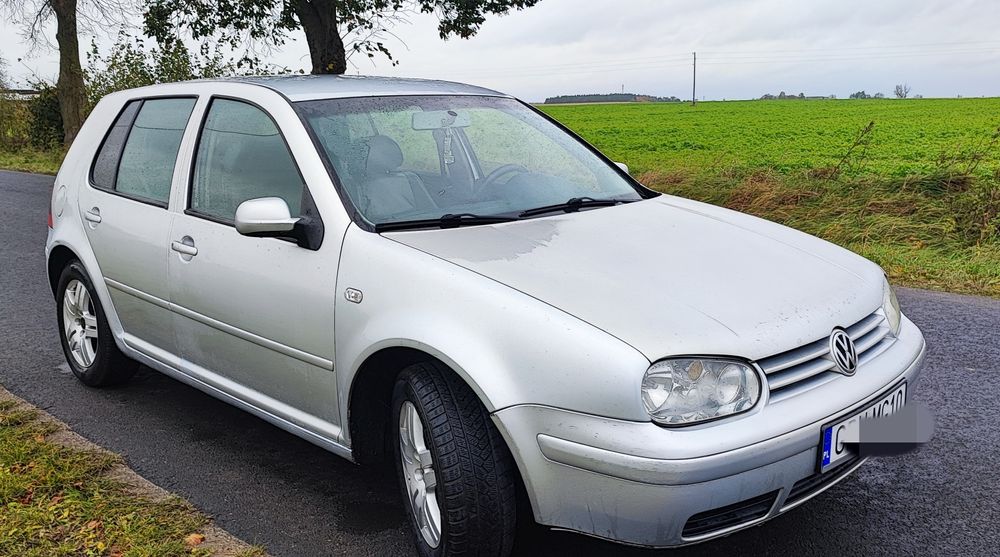 Volkswagen Golf 4 1.6benzyna automat klima skóry