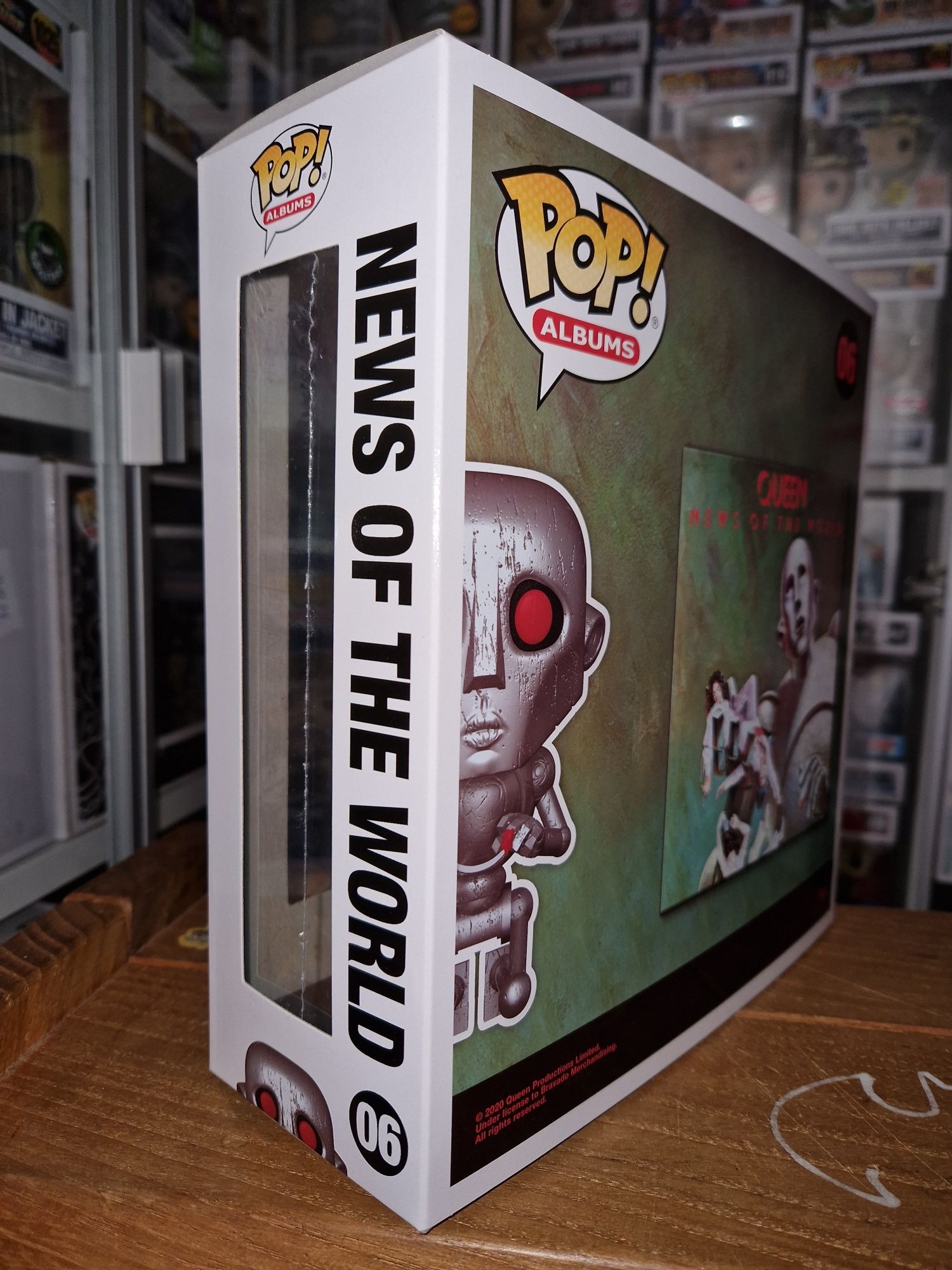 Funko Pop Albums (Vaulted) Queen News of the World