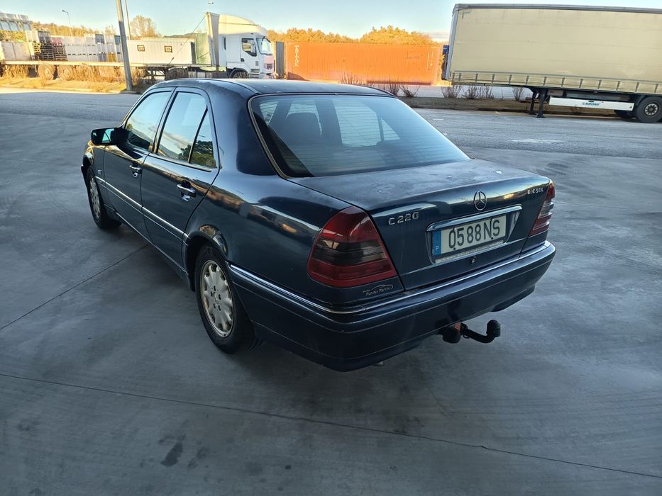 Mercedes C220 95cv