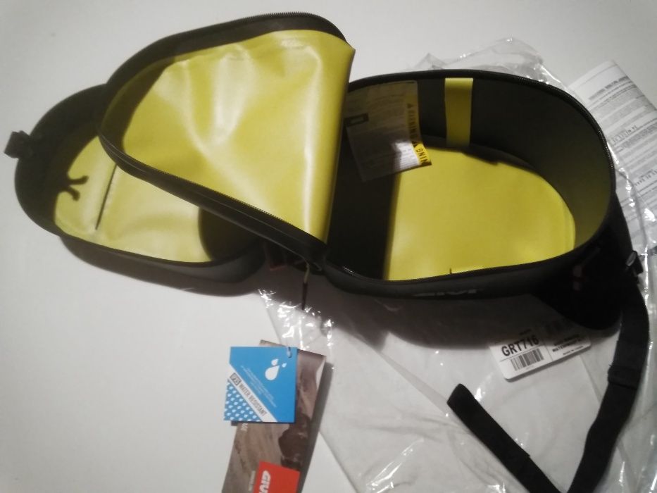GRT716 torba GIVI 6L , wodoszczelna ,czarna , tangbak