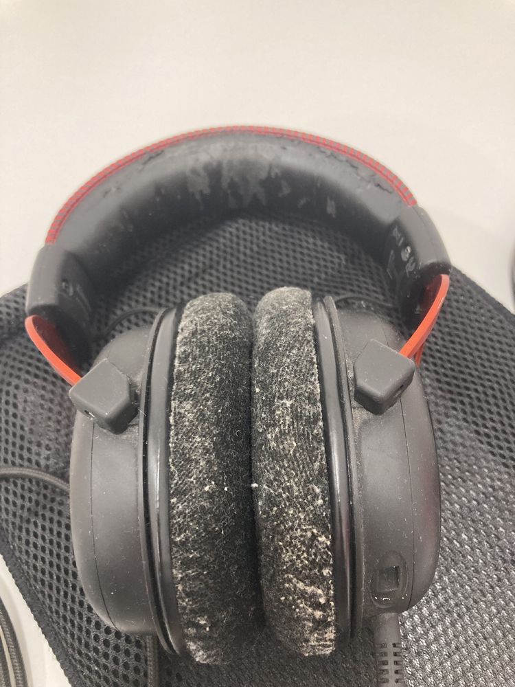 Headphones HyperX Cloud 2