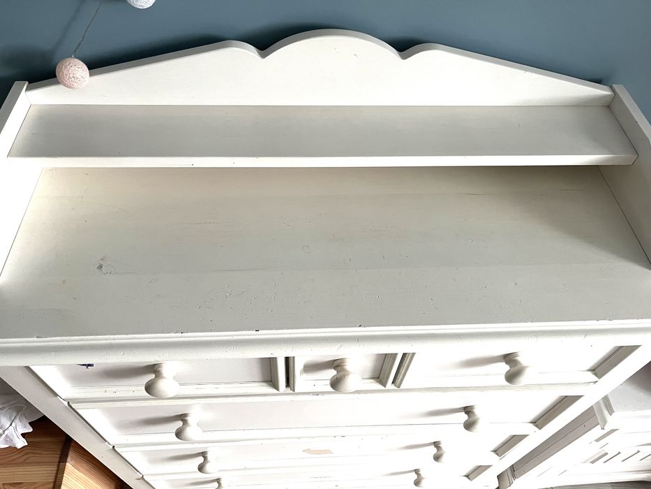 Zestaw mebli sosnowych