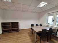 Wynajmę lokal biurowy, biuro 32 m2 w Rumi