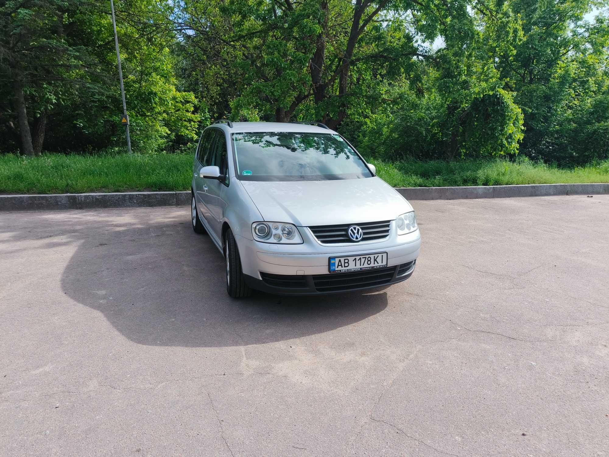 Volkswagen TOURAN 2.0 TDI 2006р автомат DSG6