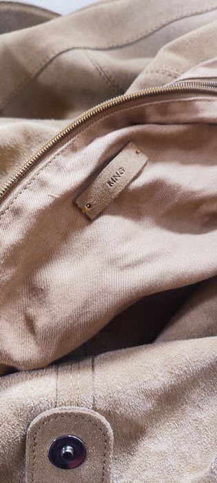 Mala estilo hobo em pele Mango
