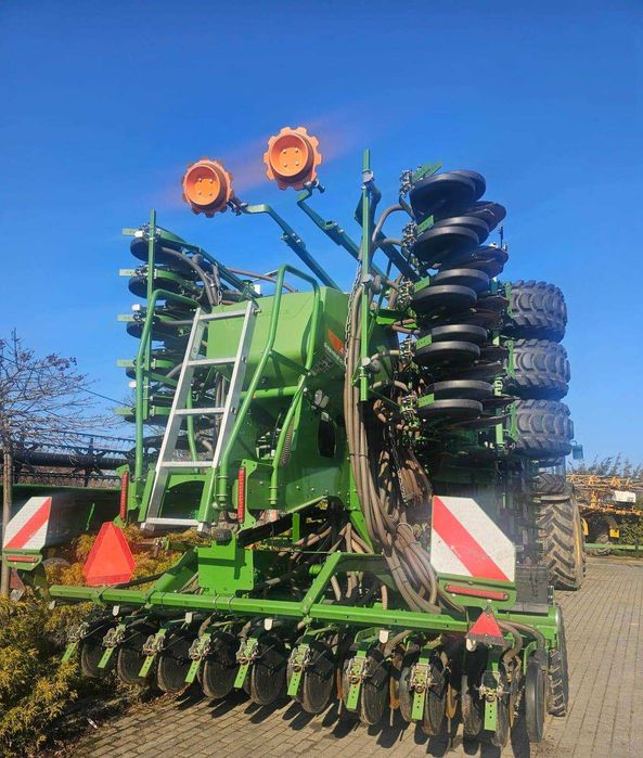 Agregat siewny Amazone Cirrus 6003-2 . Szer. 6 m z dozownikiem nawozu