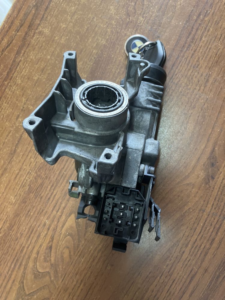 BMW E39 - stacyjka z kluczykiem elektryczna kolumna