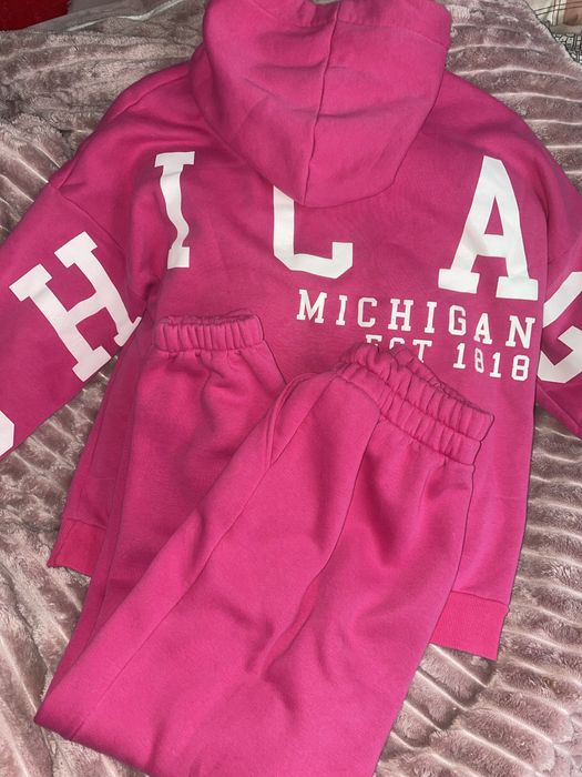 Теплий жіночий спортивний костюм