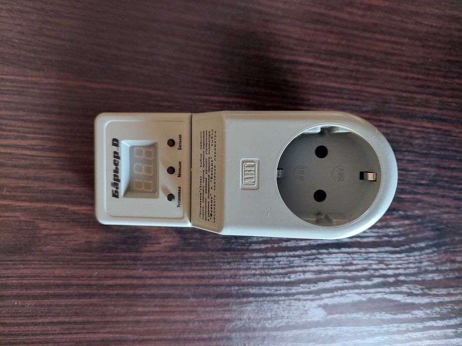 Реле напряжения серии "Барьер-D".