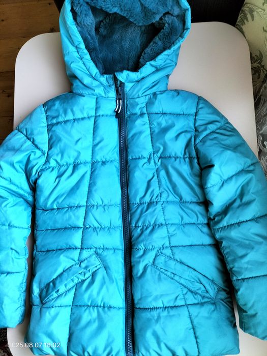 тепла куртка осінь-весна, демісезон  для дівчинки на 4-5років