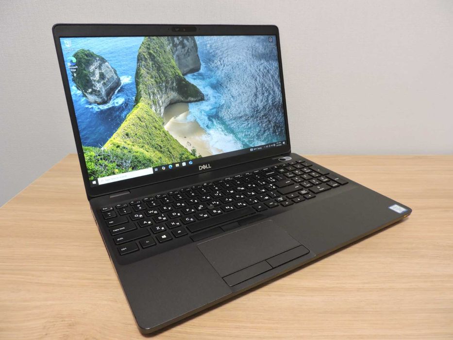 Dell Latitude 5500/15.6 FHD IPS/i7 8665U/16GB/SSD 256/UHD/подсветка